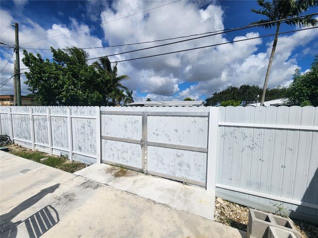 1025 NE 13th Ave, Homestead, FL 33033