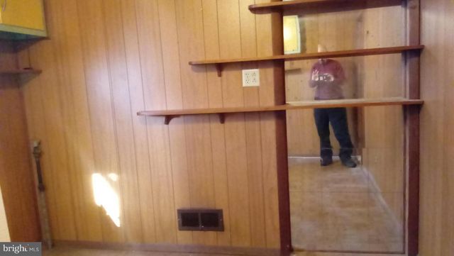 1533 LESLIE, Dundalk, MD 21222