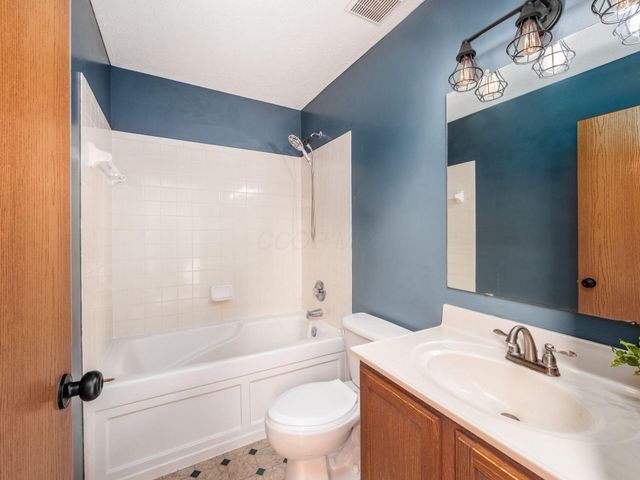 1481 Meadowlark Lane, Marysville, OH 43040