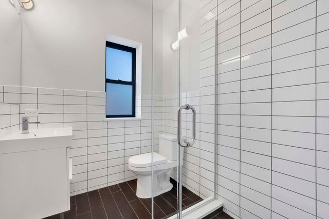 4911 S Calumet Avenue 2N, Chicago, IL 60615