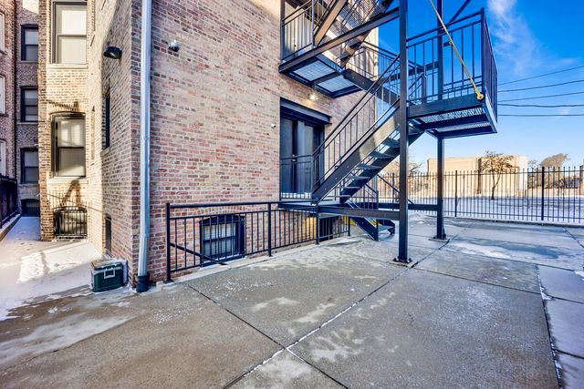 4911 S Calumet Avenue 2N, Chicago, IL 60615