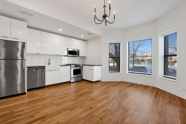 4911 S Calumet Avenue 2N, Chicago, IL 60615