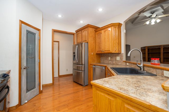 1284 Evington Court, Springfield, MO 65803