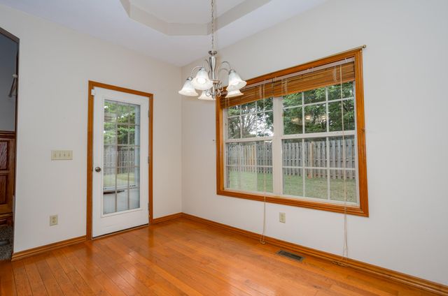 1284 Evington Court, Springfield, MO 65803