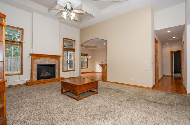 1284 Evington Court, Springfield, MO 65803