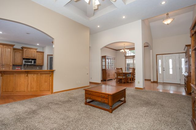 1284 Evington Court, Springfield, MO 65803