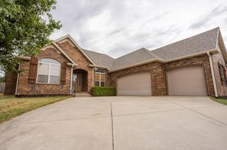 1284 Evington Court, Springfield, MO 65803