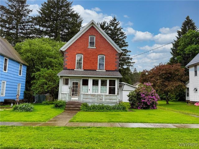 89 Lincoln Avenue, Salamanca, NY 14779