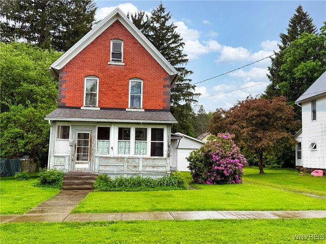 89 Lincoln Avenue, Salamanca, NY 14779