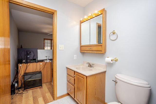 8940 Calhoun Place, Crown Point, IN 46307