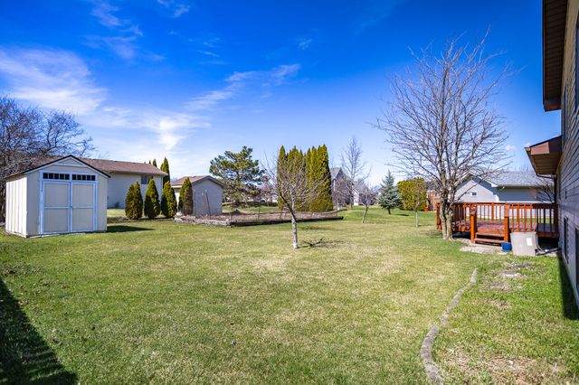 8940 Calhoun Place, Crown Point, IN 46307