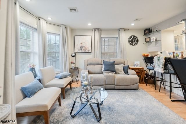 103 S Grove St, East Orange City, NJ 07018