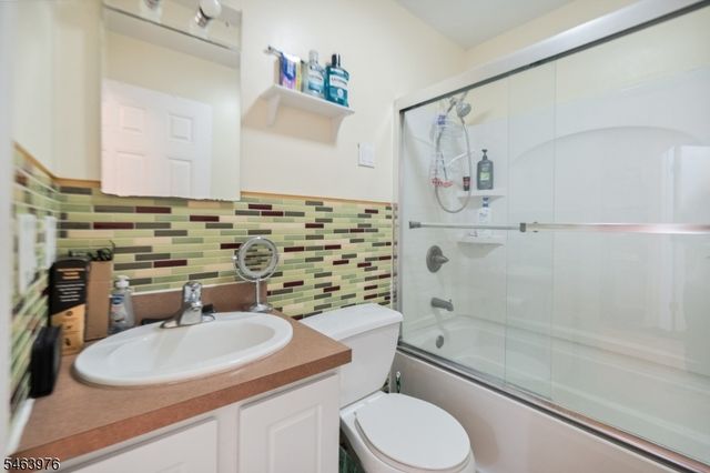103 S Grove St, East Orange City, NJ 07018