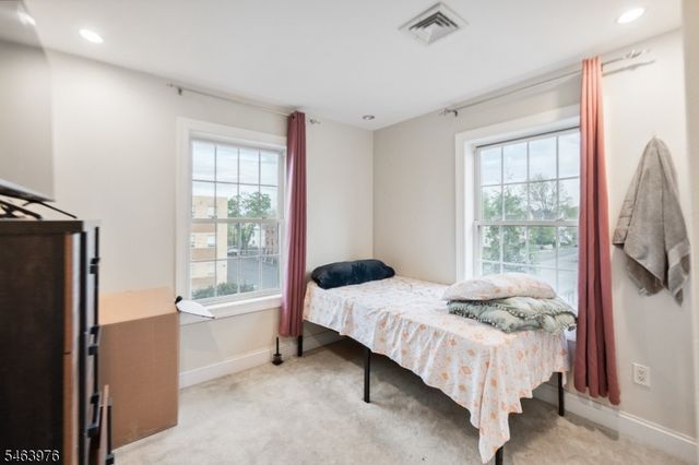 103 S Grove St, East Orange City, NJ 07018