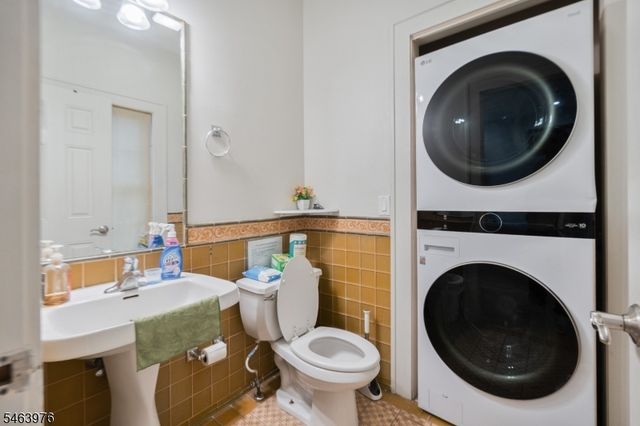 103 S Grove St, East Orange City, NJ 07018