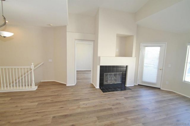 11875 Spruce Run Dr A, San Diego, CA 92131