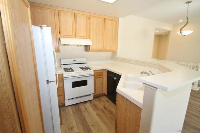 11875 Spruce Run Dr A, San Diego, CA 92131