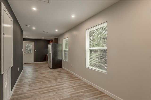 48 Hickory Bend, Riverside, TX 77320