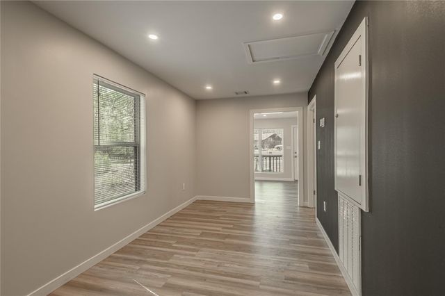 48 Hickory Bend, Riverside, TX 77320