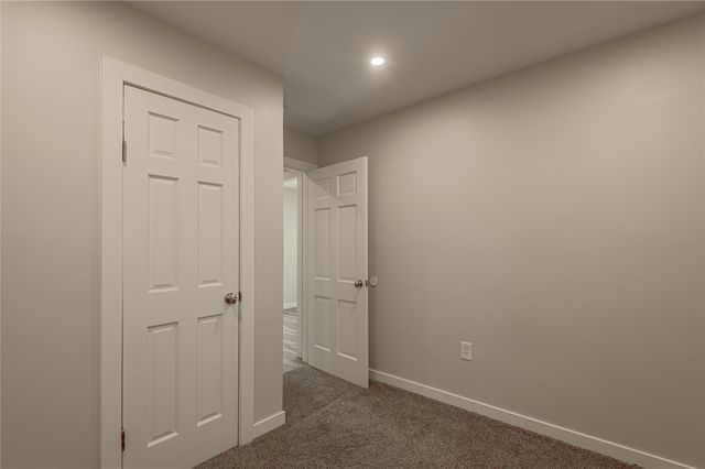 48 Hickory Bend, Riverside, TX 77320