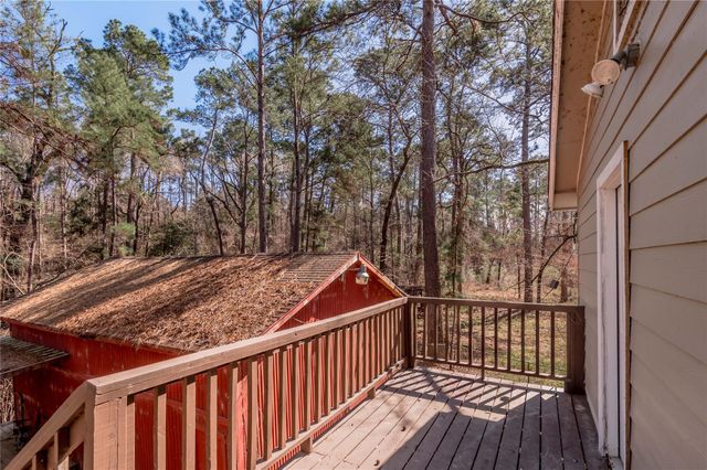 48 Hickory Bend, Riverside, TX 77320