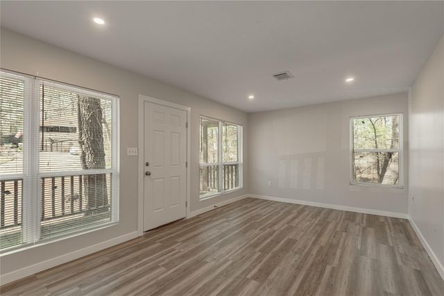 48 Hickory Bend, Riverside, TX 77320