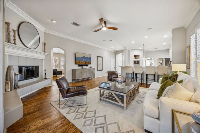 1704 Glenlivet Drive, Dallas, TX 75218