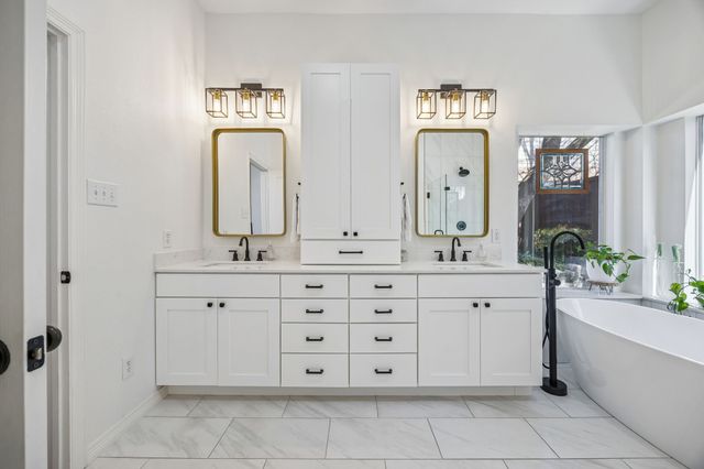 1704 Glenlivet Drive, Dallas, TX 75218