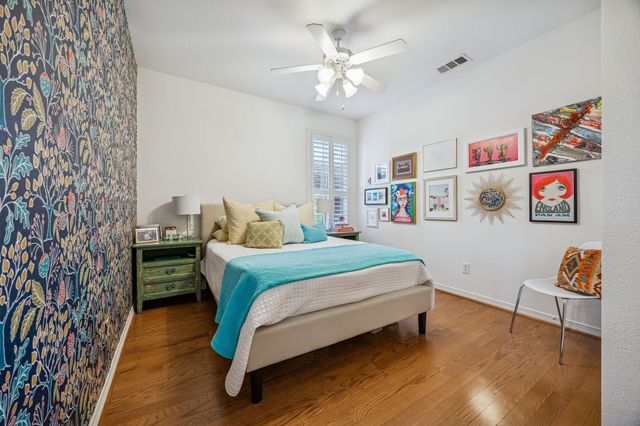 1704 Glenlivet Drive, Dallas, TX 75218