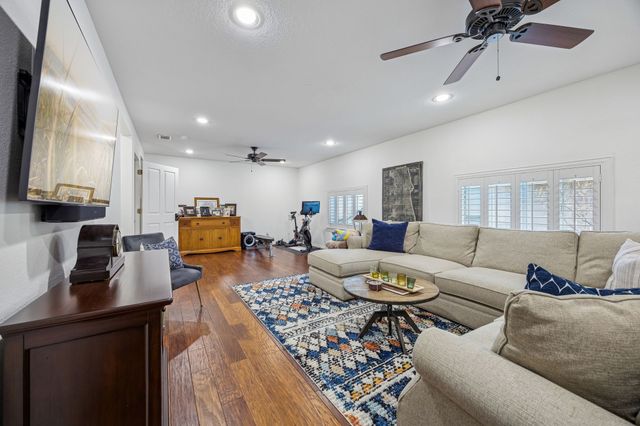 1704 Glenlivet Drive, Dallas, TX 75218