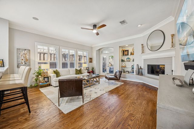 1704 Glenlivet Drive, Dallas, TX 75218