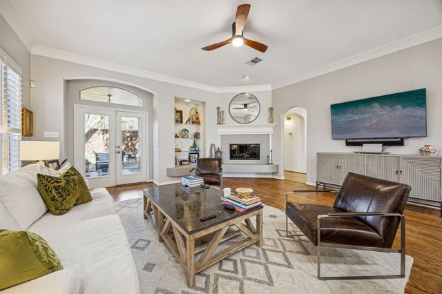 1704 Glenlivet Drive, Dallas, TX 75218