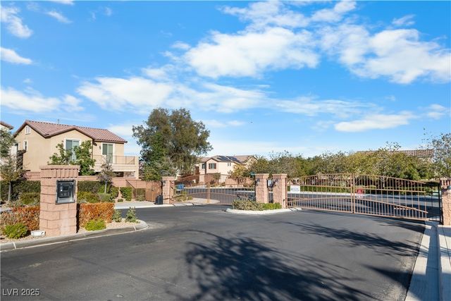 10059 Lady Apple Drive, Las Vegas, NV 89148