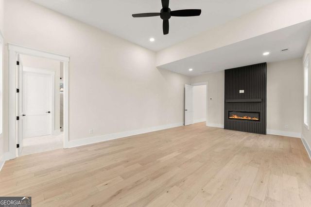 1178 Pinnacle Drive, Hoschton, GA 30548