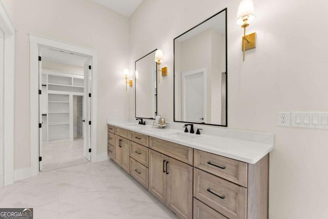 1178 Pinnacle Drive, Hoschton, GA 30548