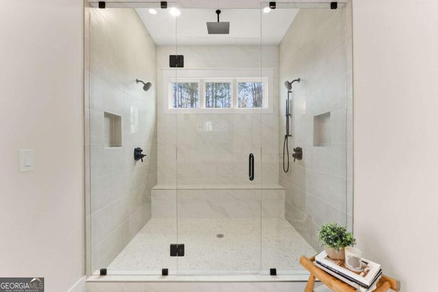 1178 Pinnacle Drive, Hoschton, GA 30548