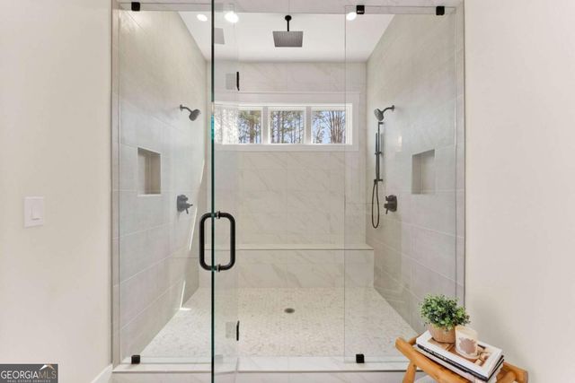 1178 Pinnacle Drive, Hoschton, GA 30548