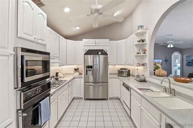 9533 Pelican Cove Court, Inverness, FL 34450