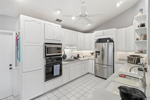 9533 Pelican Cove Court, Inverness, FL 34450