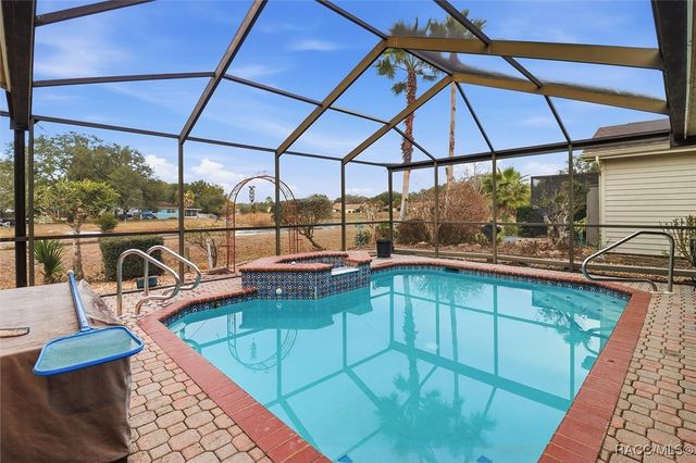 9533 Pelican Cove Court, Inverness, FL 34450