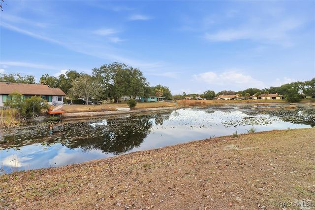 9533 Pelican Cove Court, Inverness, FL 34450