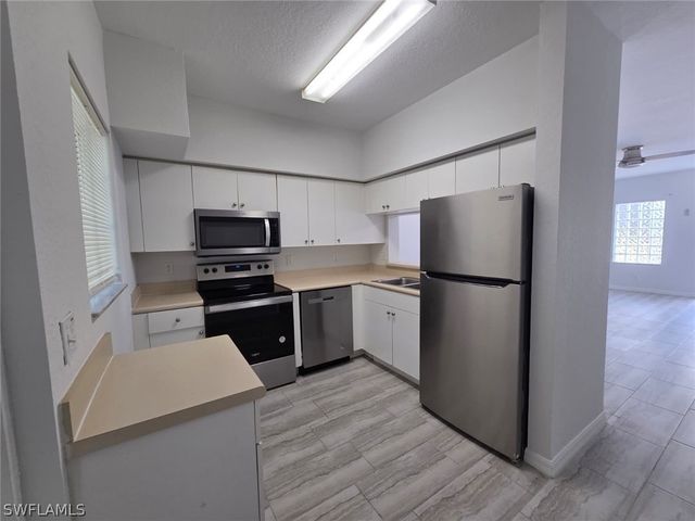 8408 Bernwood Cove LOOP 1705, Fort Myers, FL 33966