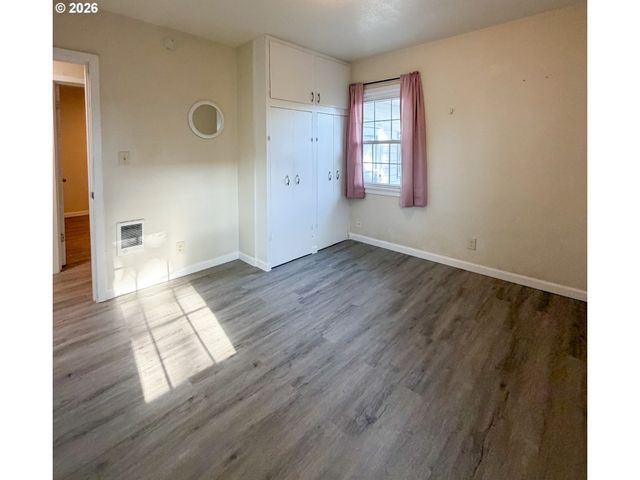 3003 E 24TH St, Vancouver, WA 98661