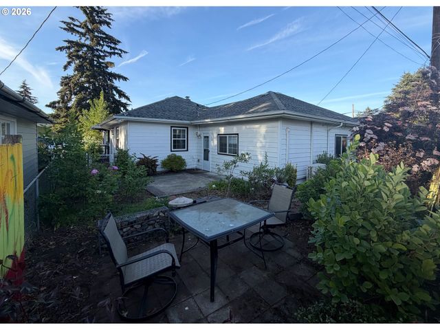 3003 E 24TH St, Vancouver, WA 98661