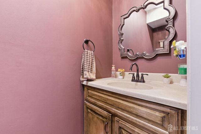 623 Lloyd Road, Aberdeen, NJ 07747