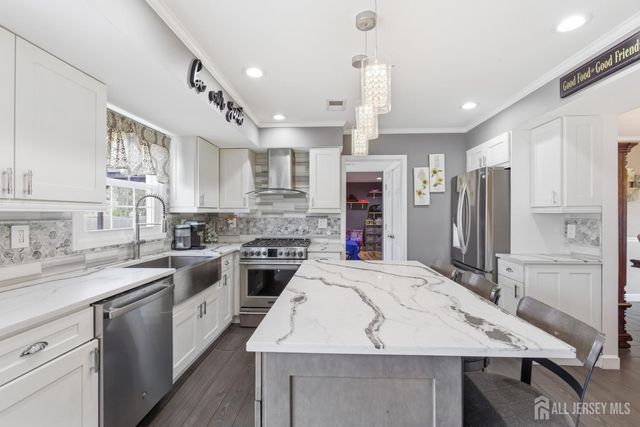 623 Lloyd Road, Aberdeen, NJ 07747