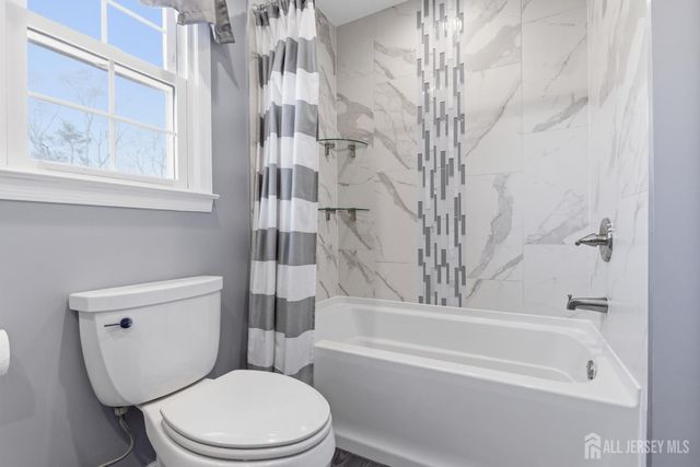 623 Lloyd Road, Aberdeen, NJ 07747