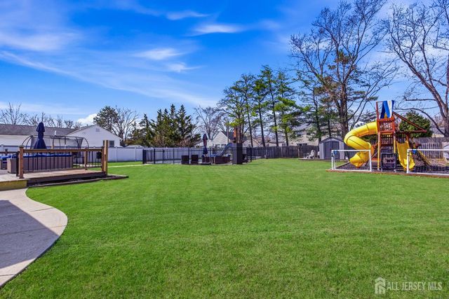 623 Lloyd Road, Aberdeen, NJ 07747