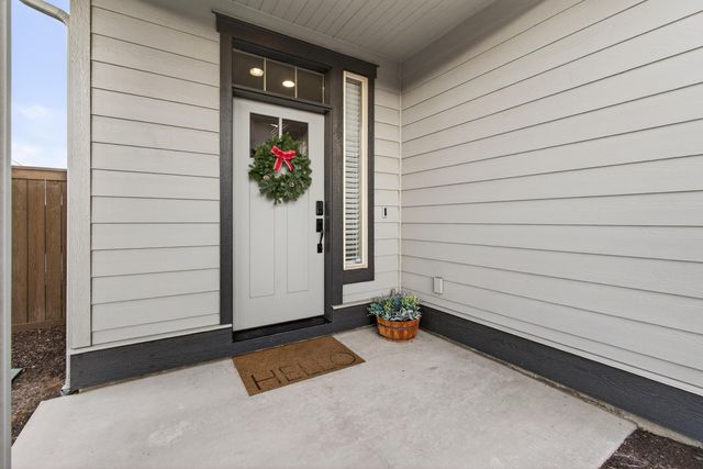 3899 SW Coyote Place, Redmond, OR 97756