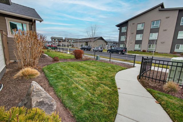 3899 SW Coyote Place, Redmond, OR 97756